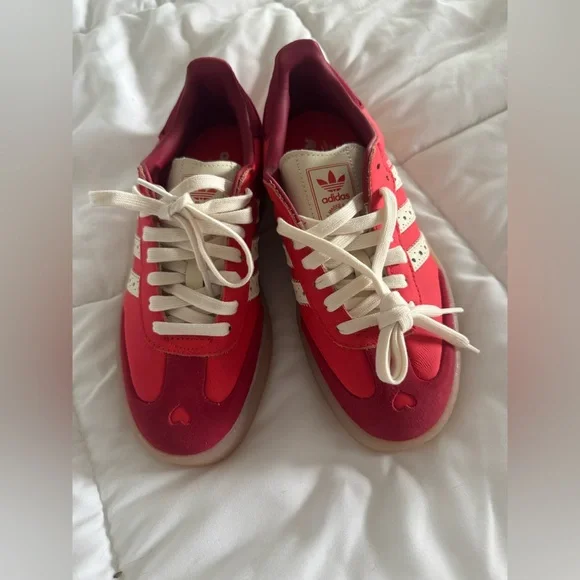 adidas Sambae Valentines Sneakers - Picture 9 of 10